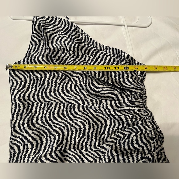 Cinq A Sept One Shoulder Asymmetric Ruffle Hem Silk Dress Size 2 Navy/Ivory NWT - Picture 7 of 12